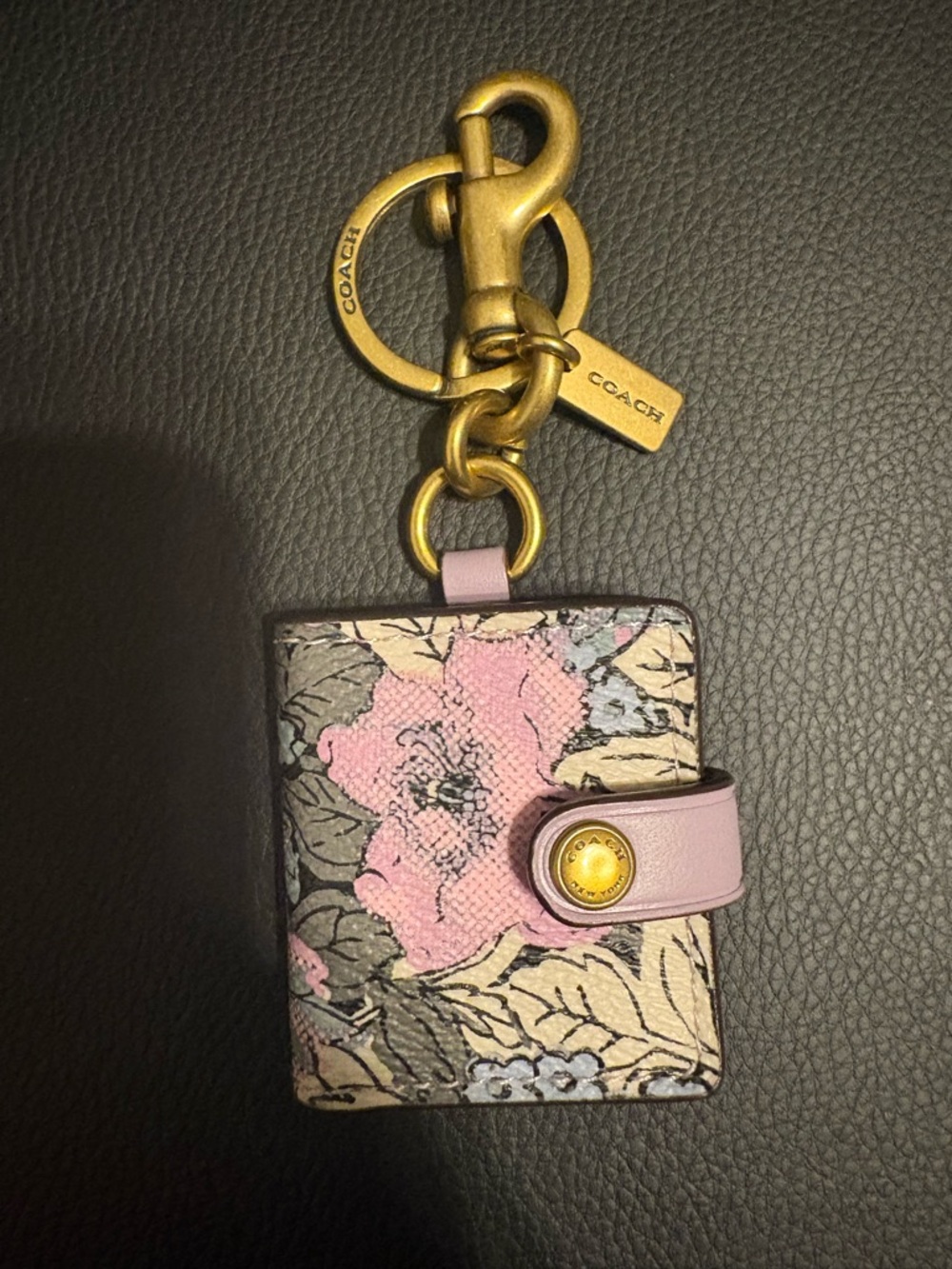 Coach Purple Floral Leather Key & pic Holder Keychain with Gold Hardware